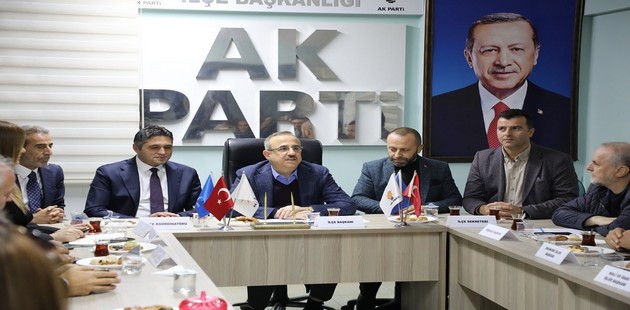 AK Parti İzmir İl Başkanı Sürekli: "Kuzeyde Foça ve Dikili’yi de alacağız"