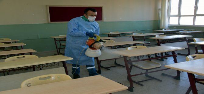 1-aliaga-belediyesi-okullari-dezenfekte-ediyor.jpg