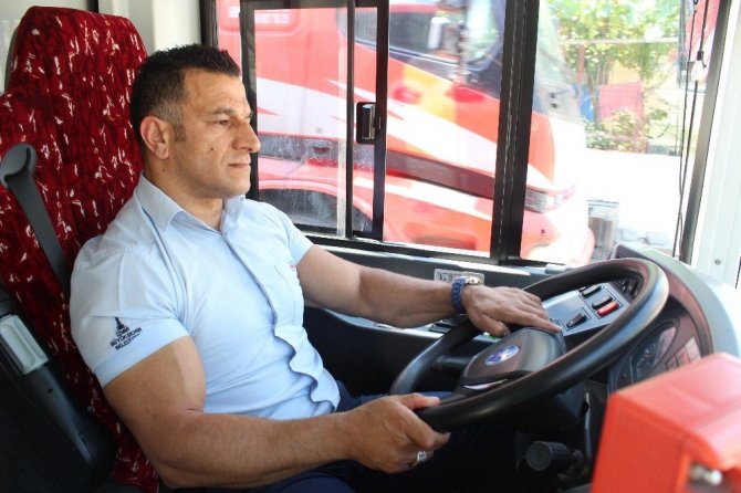 İzmir’in Şampiyon Şoförü ‘Rambo Ahmet’