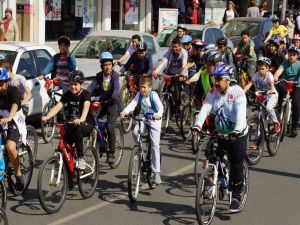 Aydın’da “Bisikletini Al Da Gel” Etkinliği Düzenlendi
