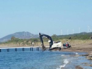Koruma Altındaki Sahile Yapılan Demir İskele Hakkında Soruşturma Açıldı