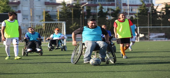 Gaziemir’de Engelsiz Futbol