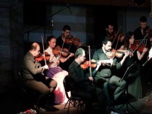 Kuşadası’nda Oda Orkestrasından Balkan Müzikleri Konseri