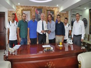 Kudüs Evlatlarıspor Kulübü Başkanı Ve Oyuncuları Kütahya’da