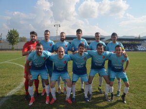 Selendi Belediyespor Demircispor’u 1-0 Yendi