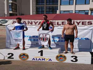 Kuşadalı Sporcular Alanya’dan 7 Madalya İle Döndü