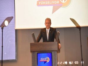 İzto Yönetim Kurulu Başkanı Özgener: "İzmir İçin Dijitalleşme Trenini Kaçırmamalıyız"