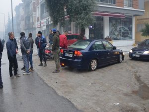 Milas’ta Otomobille Motosiklet Çarpıştı; 1 Yaralı