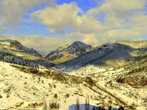 Eğrigöz Kalesi Ve İkitaş Kanyonu’na Beyaz Örtü