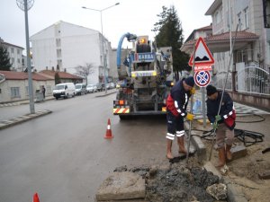 Şuhut Belediyesi Kanalizasyon Temizleme Çalışmalarına Başladı