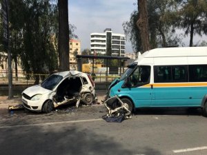 İzmir’de Minibüs Otomobile Çarptı: 1 Ölü, 11 Yaralı