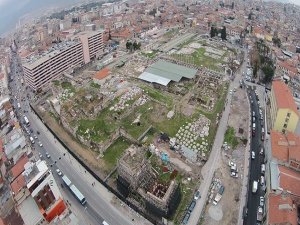 İzmir Büyükşehir, 2 Milyar 114 Milyon Liralık Gayrimenkul Satın Aldı