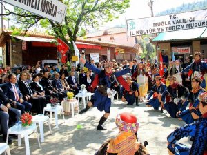 Toksöz: Kanuni’nin Mirasına Sahip Çıkacağız”