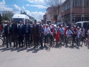 Aslanapa’da Bisiklet Ve Bahar Şenliği Etkinliği