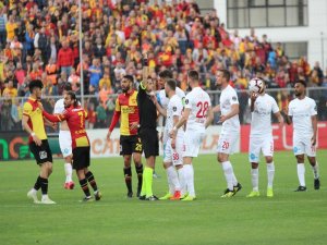 Spor Toto Süper Lig: Göztepe: 4 - Antalyaspor: 1 (Maç Sonucu)