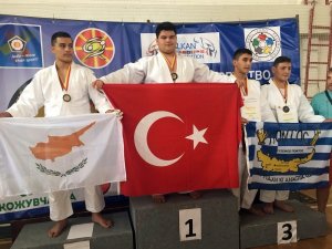 Denizlili Sporcu Balkan Şampiyonu Oldu
