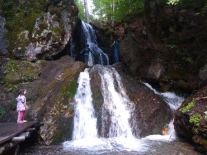 Karapınar Şelalesi Keşfedilmeyi Bekliyor