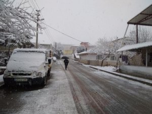 Selendi Beyaza Büründü