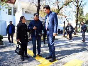 Görme Engelli Vatandaşlardan Başkan Karaca’ya Teşekkür