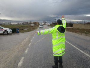 Sandıklı Jandarma Ekiplerinden Cep Telefonu Ve Emniyet Kemeri Denetimi