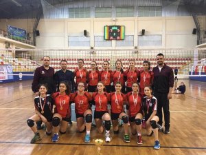 Denizli Küçük Kızlar Voleybol Takımı’nın Hedefi ’Türkiye Şampiyonası’