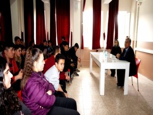 Sarıgöl’de Öğrencilere Verginin Önemi Anlatıldı