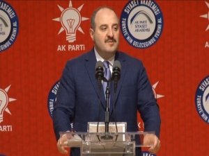Bakan Varank: "Türkiye’de Yapılamaz Denilenler Yapıldı, Hayal Görülenler Gerçeğe Döndü"