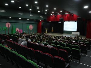 Kuşadası Belediyesi’nden Ücretsiz Diyetisyenlik Hizmeti