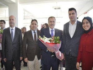 Eski Bakan Eroğlu Memleketi Şuhut’ta Tekstil Atölyesinin Açılışına Katıldı