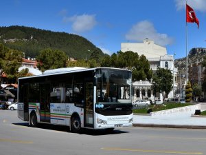 Büyükşehirden Hastane Sağlık Görevlilerine Ücretsiz Servis
