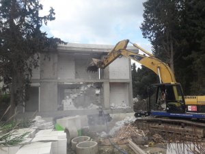 Kaçak Yapılarda Yıkım Devam Ediyor