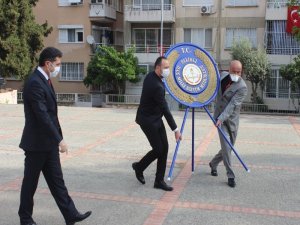Maskeli Ve Sosyal Mesafeli 23 Nisan Töreni