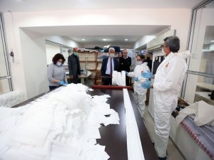 Muğla Büyükşehir Maske Üretmeye Devam Ediyor