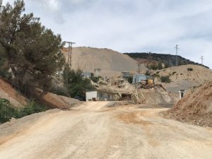 Taş Ocağında Çalışan İşçi Yüksekten Düşerek Öldü