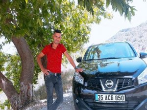 İzmir’de Kamyon İle Çarpışan Motosiklet Sürücüsü Hayatını Kaybetti