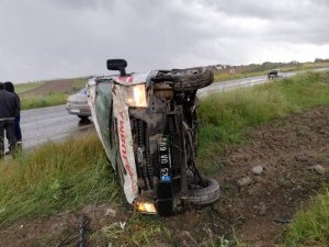 Manisa’da Hasta Nakil Ambulansı Kaza Yaptı