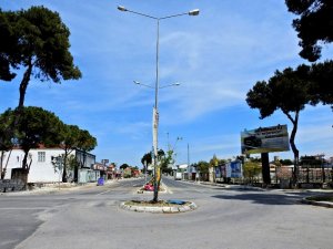 Çeşme’de Sokağa Çıkma Kısıtlamasında 18 Kişiye Ceza