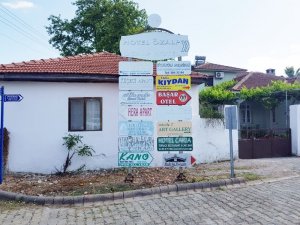 Gözde Turizm Beldesinde Tabela Kirliliğin Önüne Geçmek İçin Çalışma Başlatıldı