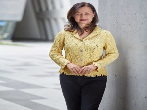 Prof. Dr. Filiz Öğce: "Sadece Lise Eğitimi Hemşirelik İçin Yetmez"