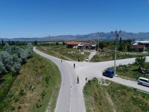 Sandıklı’da Jandarma Trafik Ekipleri Drone İle Denetim Yaptı