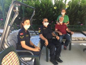 Kuşadası’nda Şehit Ailelerine Bayram Ziyareti