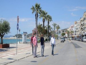 Başkan Günel Ve Belediye Çalışanları Bayram Mesaisinde