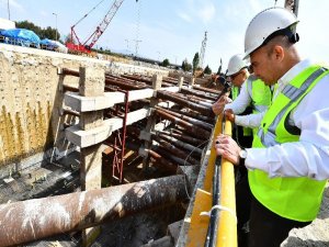 Üçkuyular-narlıdere Metrosu İçin 75 Milyon Avroluk İmza Atıldı