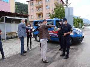 Başkan Biçer’den Güvenlik Güçlerine Çay İkramı