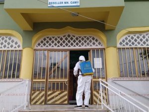 Manisa Büyükşehir Belediyesi Camileri Dezenfekte Etti