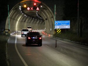 Kısıtlamanın Bitmesiyle İzmir-manisa Arası Seyahat Başladı