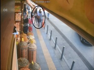 İzmir’de Yaşları Küçük Çocuklara Yankesicilik Yaptıran Suç Örgütü Çökertildi