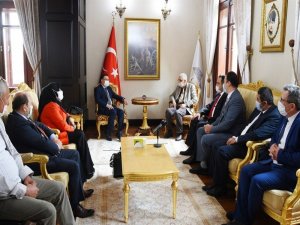 Basın Mensupları Vali Gökmen Çiçek’i Ziyaret Etti