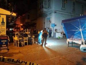 İzmir’de Silahlı Kavga: 2 Yaralı