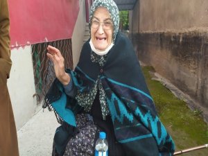 Dolandırıcının Aydın’da Yakalandığını Öğrenen Fatma Nine, Gözyaşlarına Boğuldu